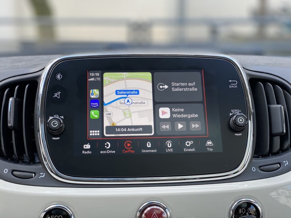 découvrez carplay, la solution innovante d'apple qui transforme votre expérience de conduite. accédez facilement à vos applications musicales, de navigation et de communication grâce à une interface intuitive et sécurisée. profitez d'une connectivité sans faille et restez concentré sur la route.